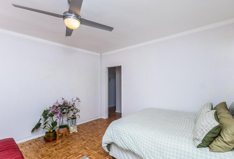 1 Bedroom Property for Sale in Gardens Western Cape